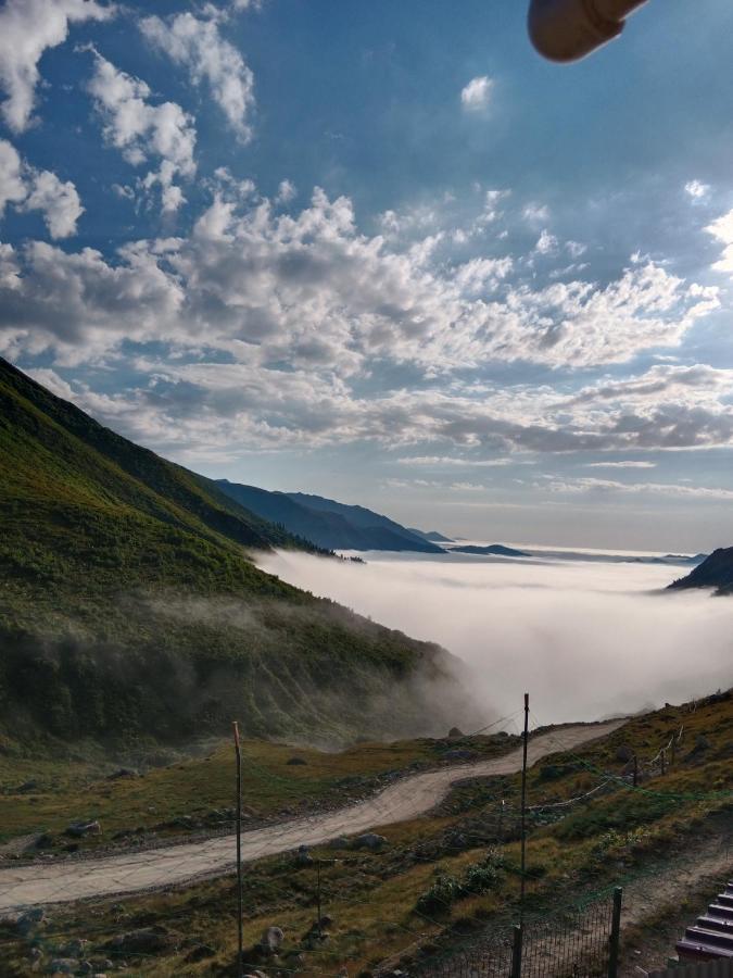 Avusor Mola Cafe Ve Pansiyon Camlihemsin Екстер'єр фото